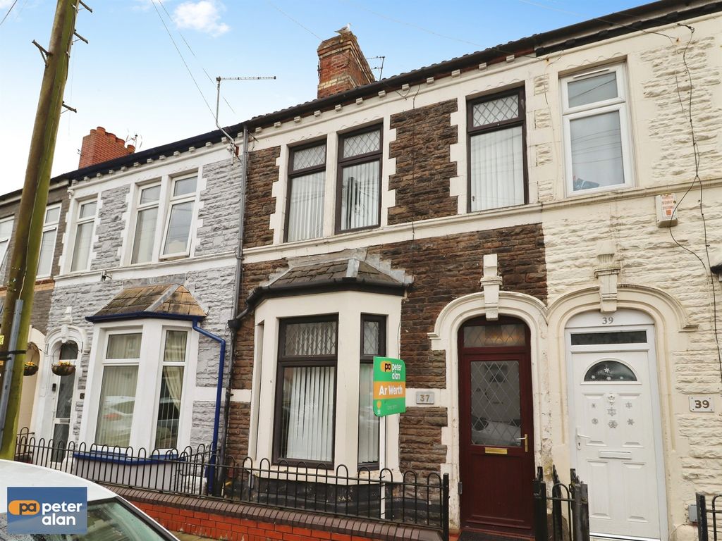 3 bed terraced house for saleJubilee Street, Cardiff CF11