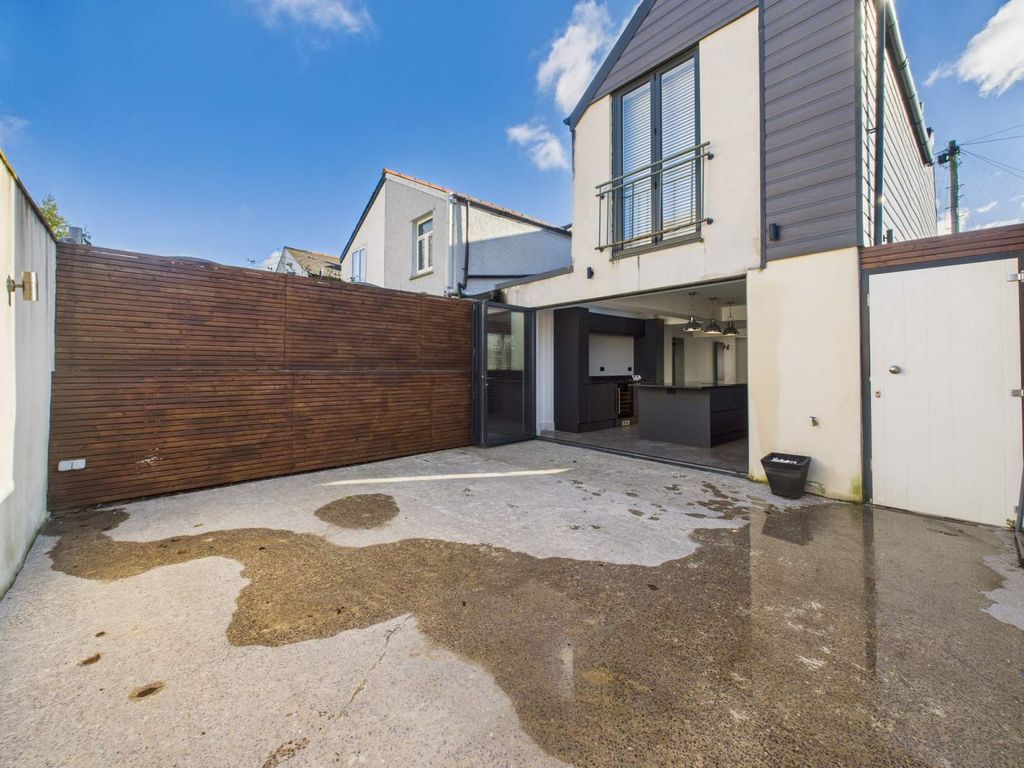 Additional image 13 of 2 bed end terrace house for saleTyn-Y-Parc Road, Rhiwbina. CF14