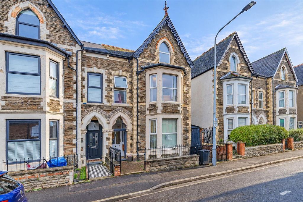 5 bed property for saleWyndham Crescent, Cardiff CF11