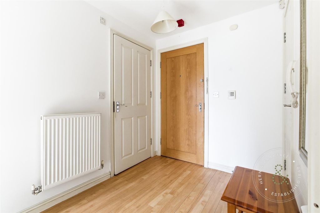 Additional image 17 of 1 bed flat for salePhoenix Way, Heath, Cardiff CF14