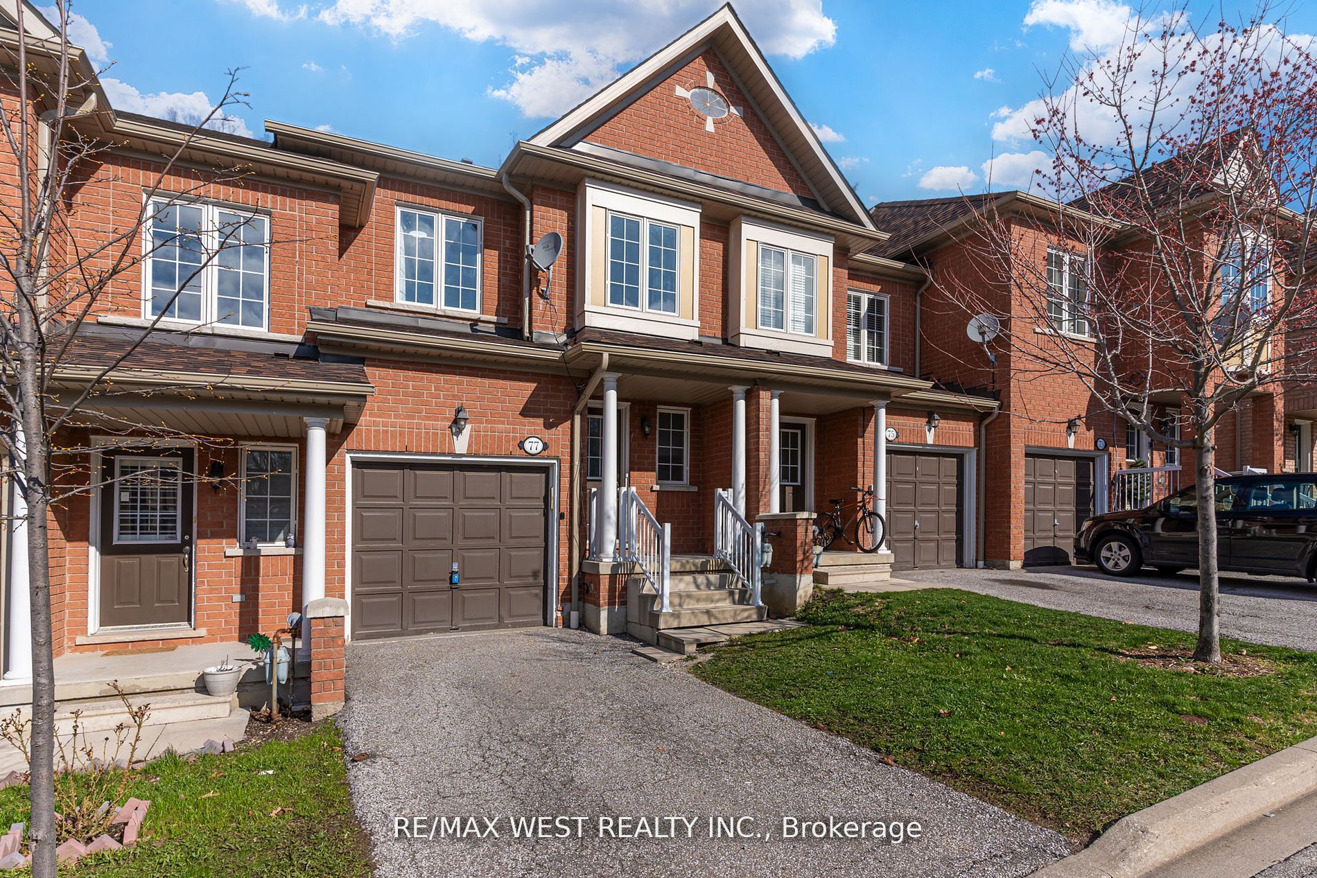 77-7360 Zinnia Place, Mississauga, ON, L5W 2A4