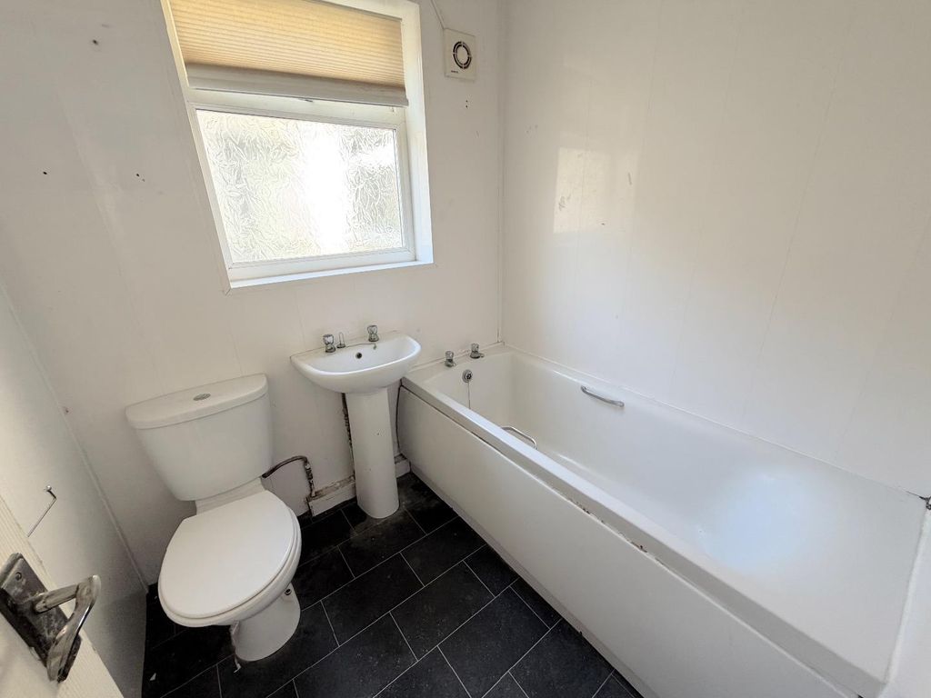 3 bed terraced house for saleThirlmere Street, Hartlepool TS26 photo 5