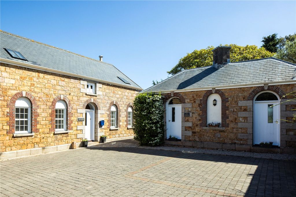 3 bed end terrace house for saleOak Mews, La Route De Beaumont, St Peters, Jersey JE3