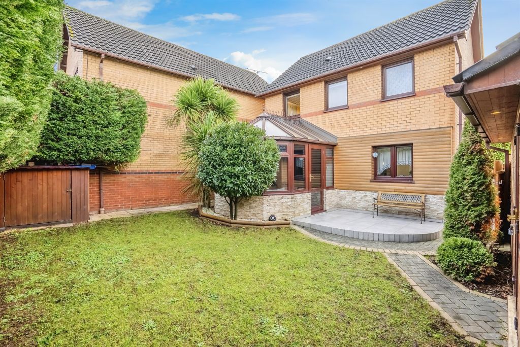 3 bed detached house for salePreston Close, Chepstow NP16