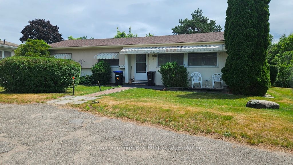 27 Mimosa Drive, Innisfil, ON, L9S 1P8