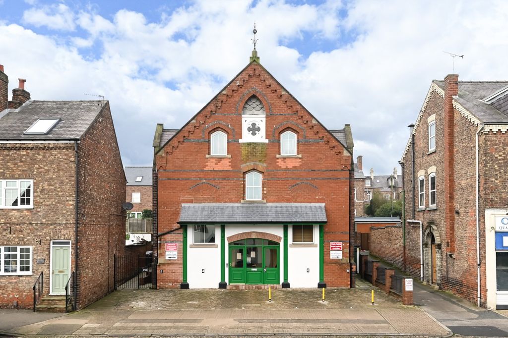 1 bed flat for saleThe Old Chapel, Front Street, Acomb, York YO24
