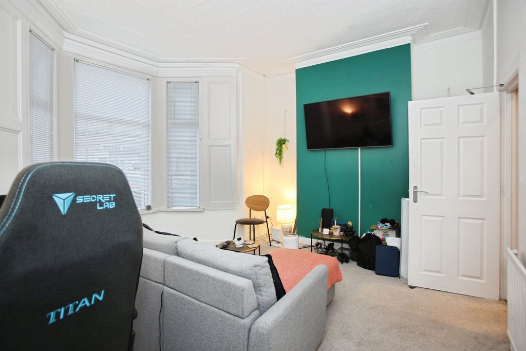 Additional image 5 of 5 bed end terrace house for saleCaerleon Road, Newport NP19