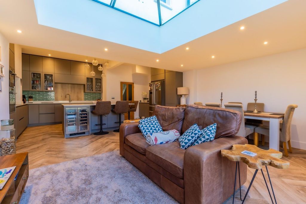 Additional image 28 of 4 bed terraced house for salePen-Y-Lan Terrace, Penylan, Cardiff CF23