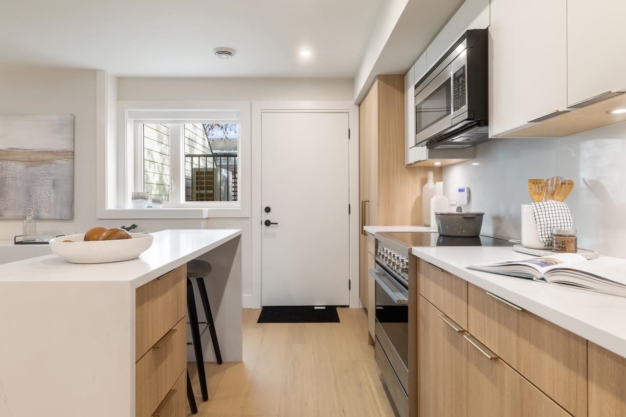 Additional image 2 of 1-1937 Templeton Drive, Vancouver, BC, V5N 4V9