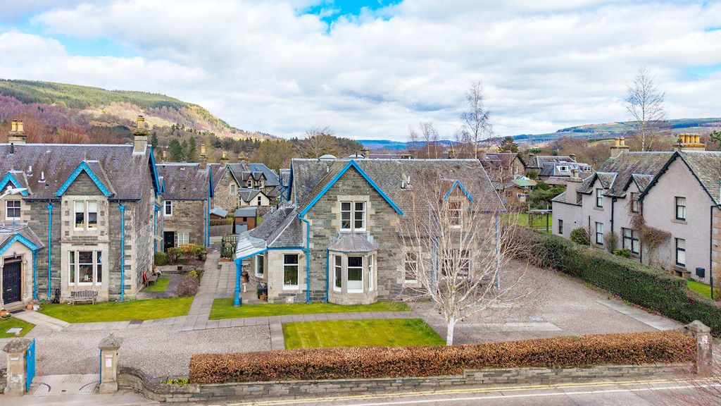 Additional image 2 of 2 bed maisonette for saleTaybridge Road, Aberfeldy PH15
