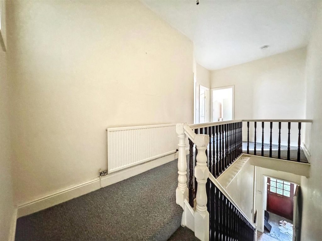 Additional image 4 of 2 bed flat for salePreston Avenue, Newport NP20