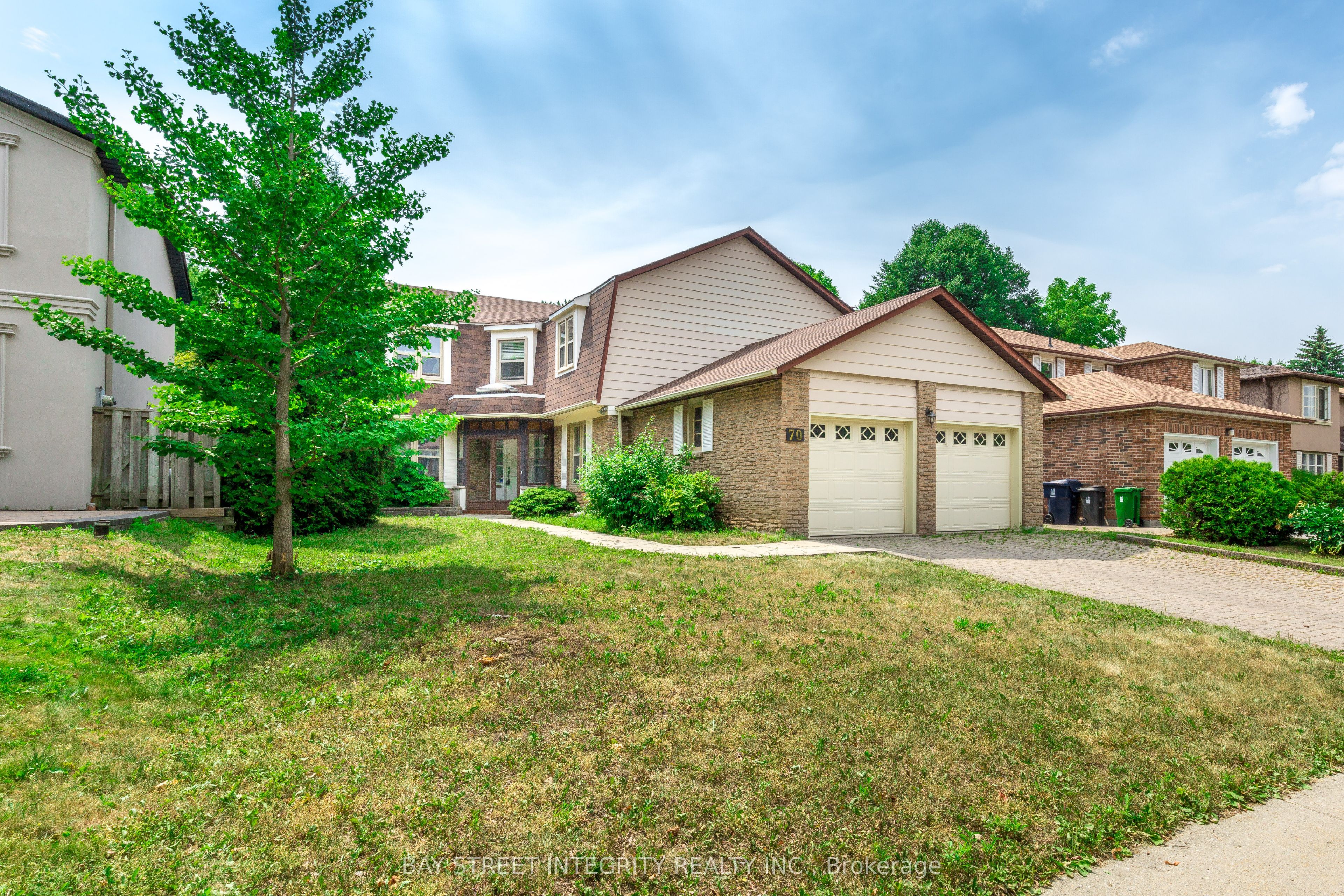 70 Mossgrove Trail, Toronto, ON, M2L 2W3