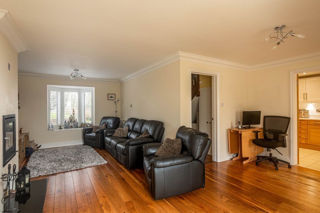 Additional image 2 of 5 bed terraced house for saleLe Vieux Beaumont, St Peter JE3