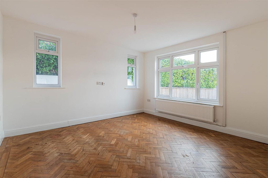 Additional image 14 of 4 bed detached house for saleBronwydd Close, Penylan, Cardiff CF23