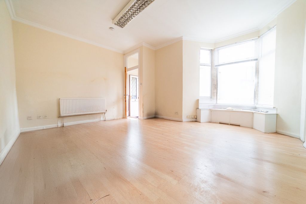 Additional image 2 of 1 bed flat for saleSalisbury Road, Cathays, Cardiff CF24
