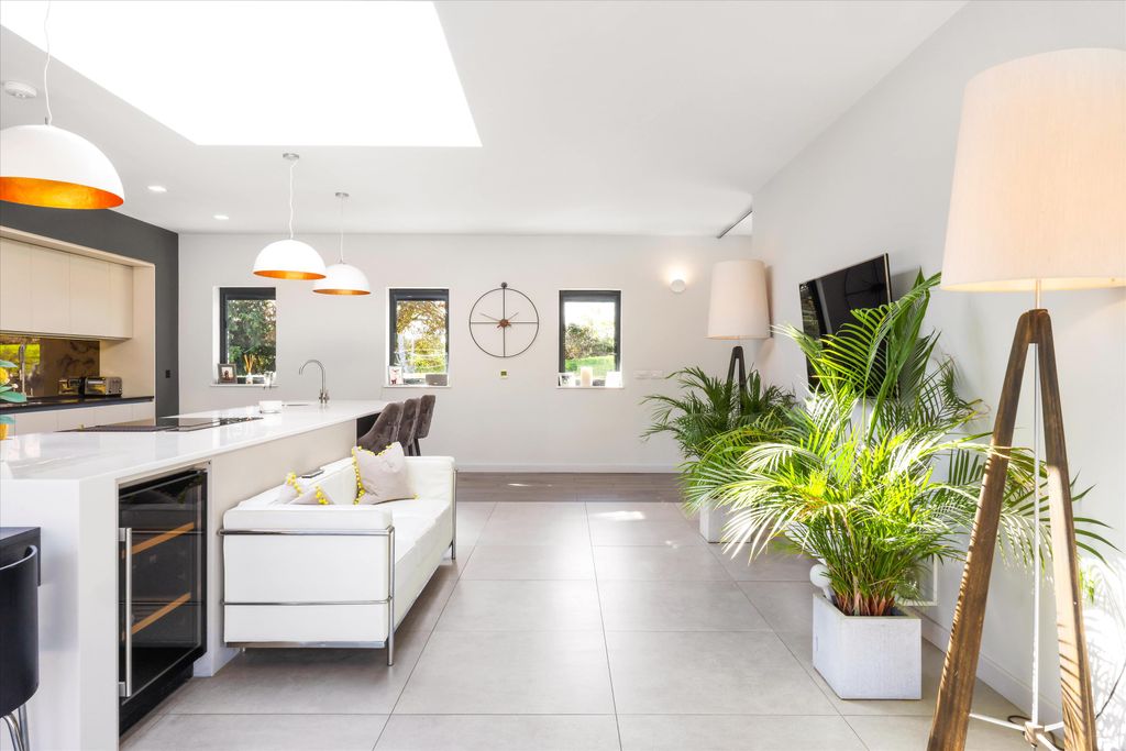 Additional image 15 of 4 bed detached house for saleHyde Lane, Cheltenham, Gloucestershire GL51
