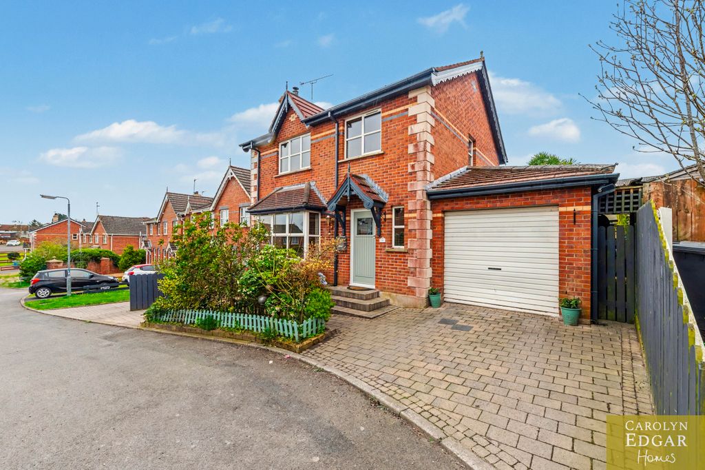 3 bed property for sale10 Whitethorn Mews, Newtownards, Co Down BT23