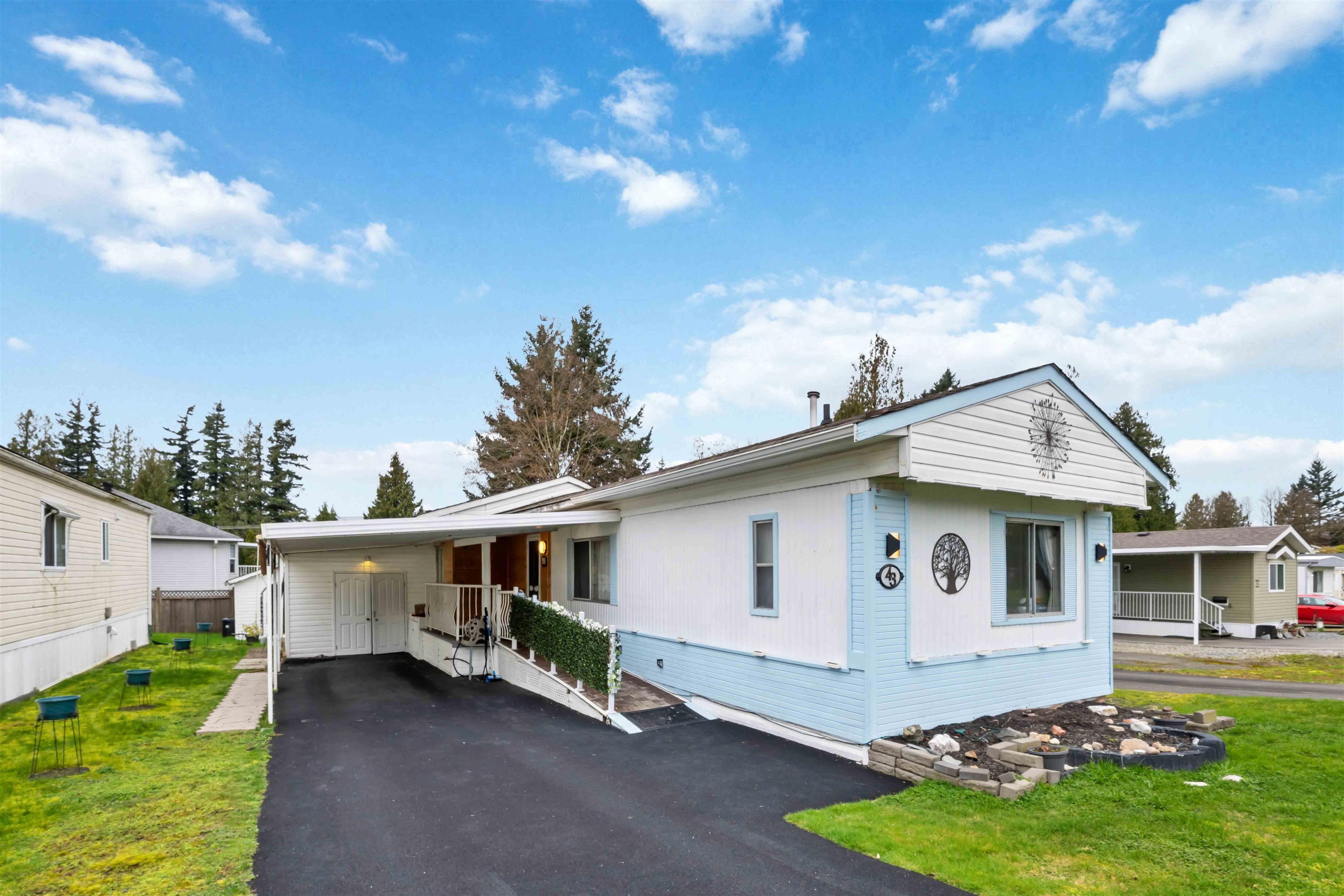43-2035 Martens Street, Abbotsford, BC, V2T 6M4