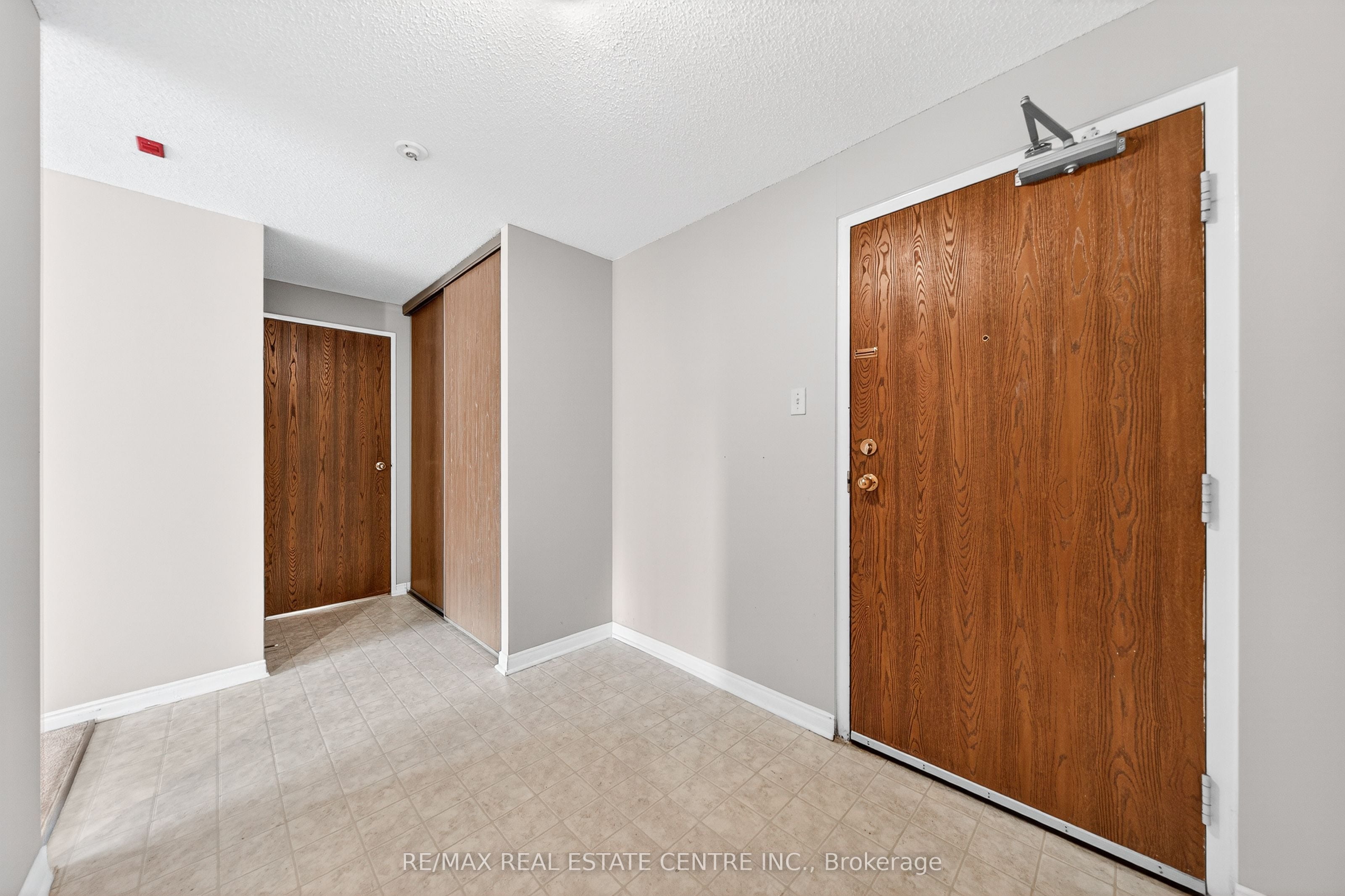 Additional image 6 of 1002-35 Green Valley Drive, Kitchener, ON, N2P 2A5