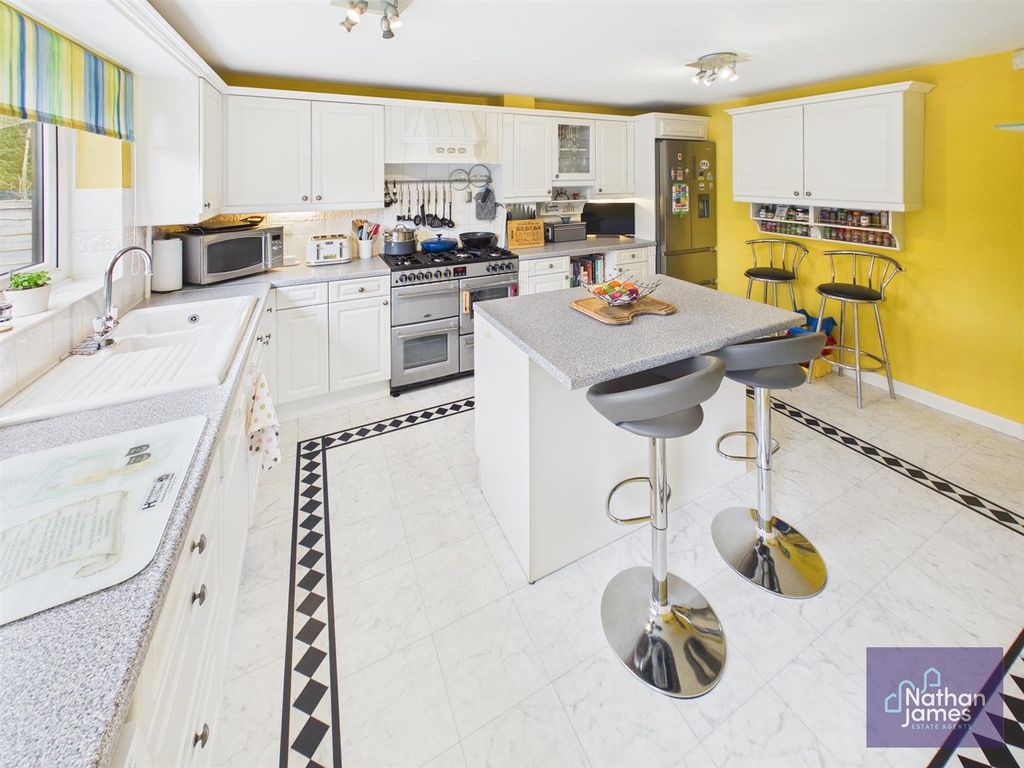 Additional image 4 of 4 bed property for saleChestnut Drive, Rogiet, Caldicot NP26