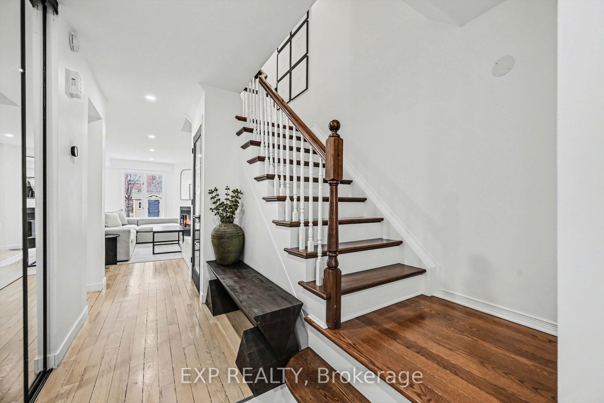 Additional image 3 of 15 Hendrie Court, Ottawa, ON, K2L 4A4