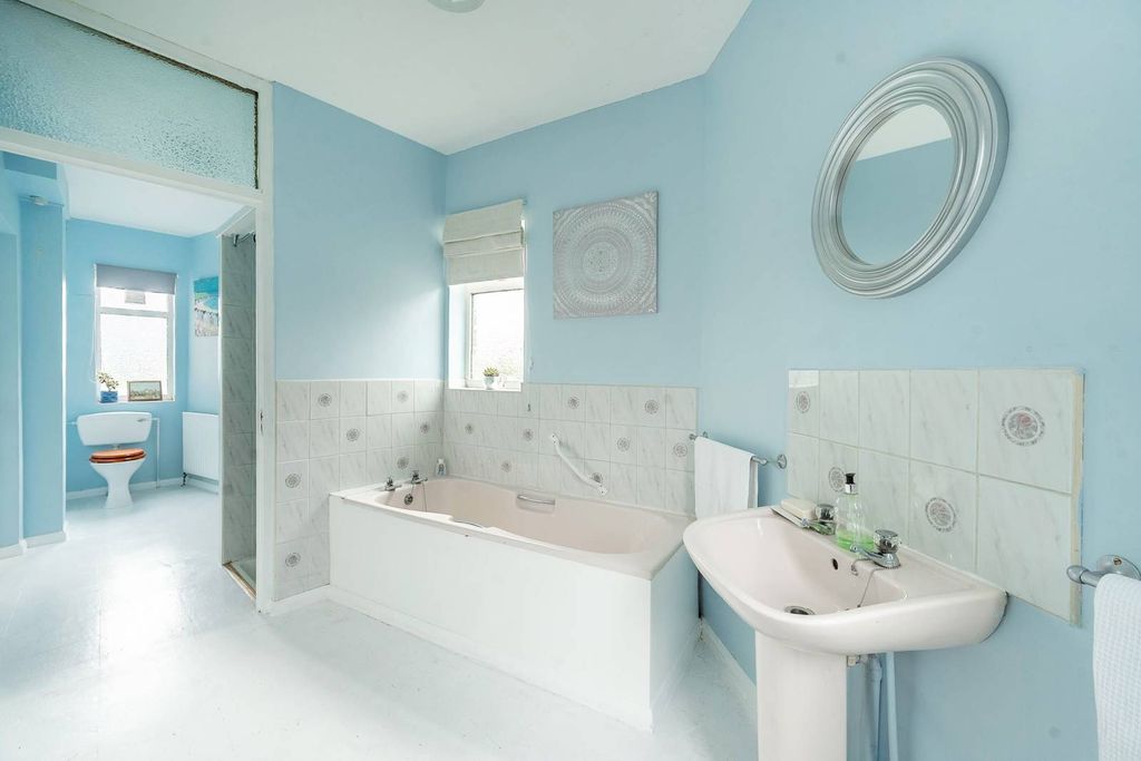 Additional image 17 of 8 bed semi-detached house for saleLodore Gardens, Kingsbury, London NW9