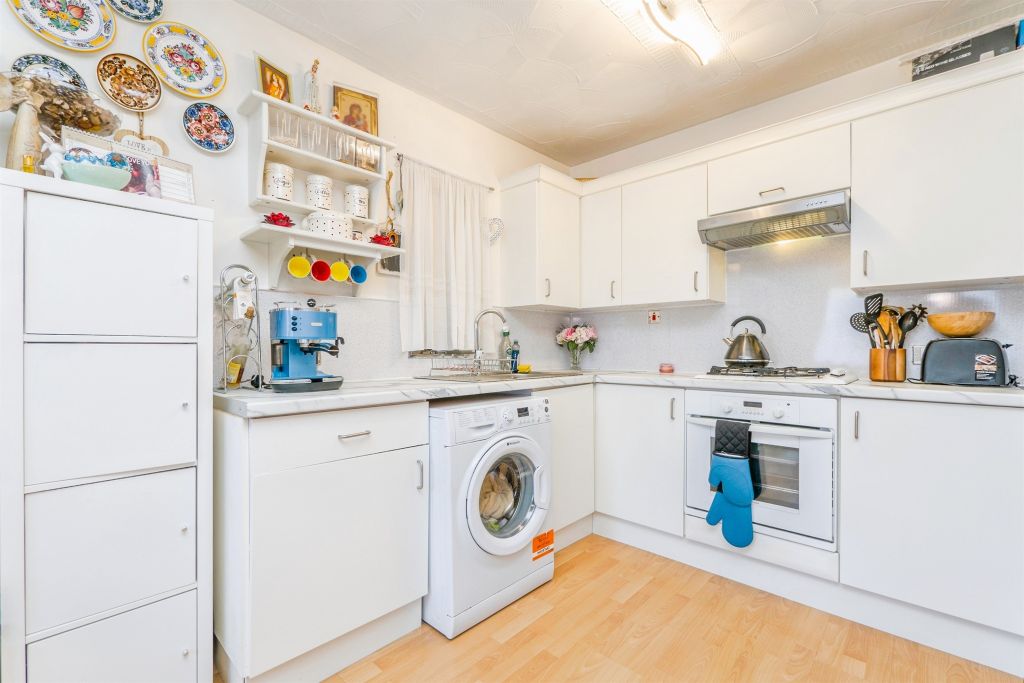 Additional image 4 of 1 bed flat for salePearl Street, Splott, Cardiff CF24