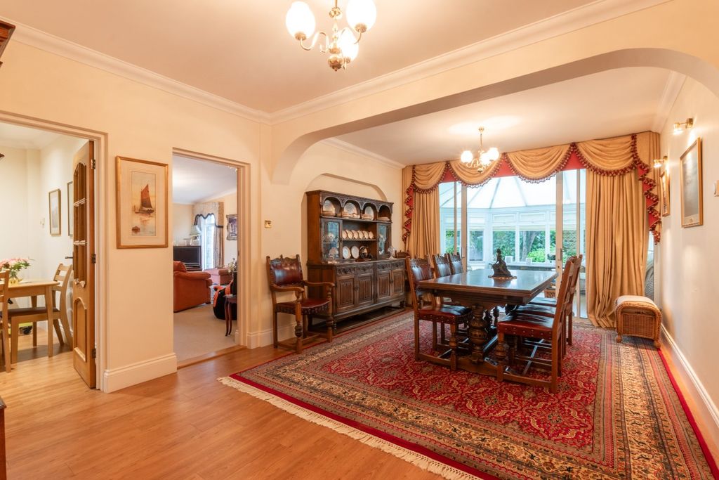 Additional image 3 of 4 bed bungalow for saleRue Charlotte, Fort George, St. Peter Port, Guernsey GY1
