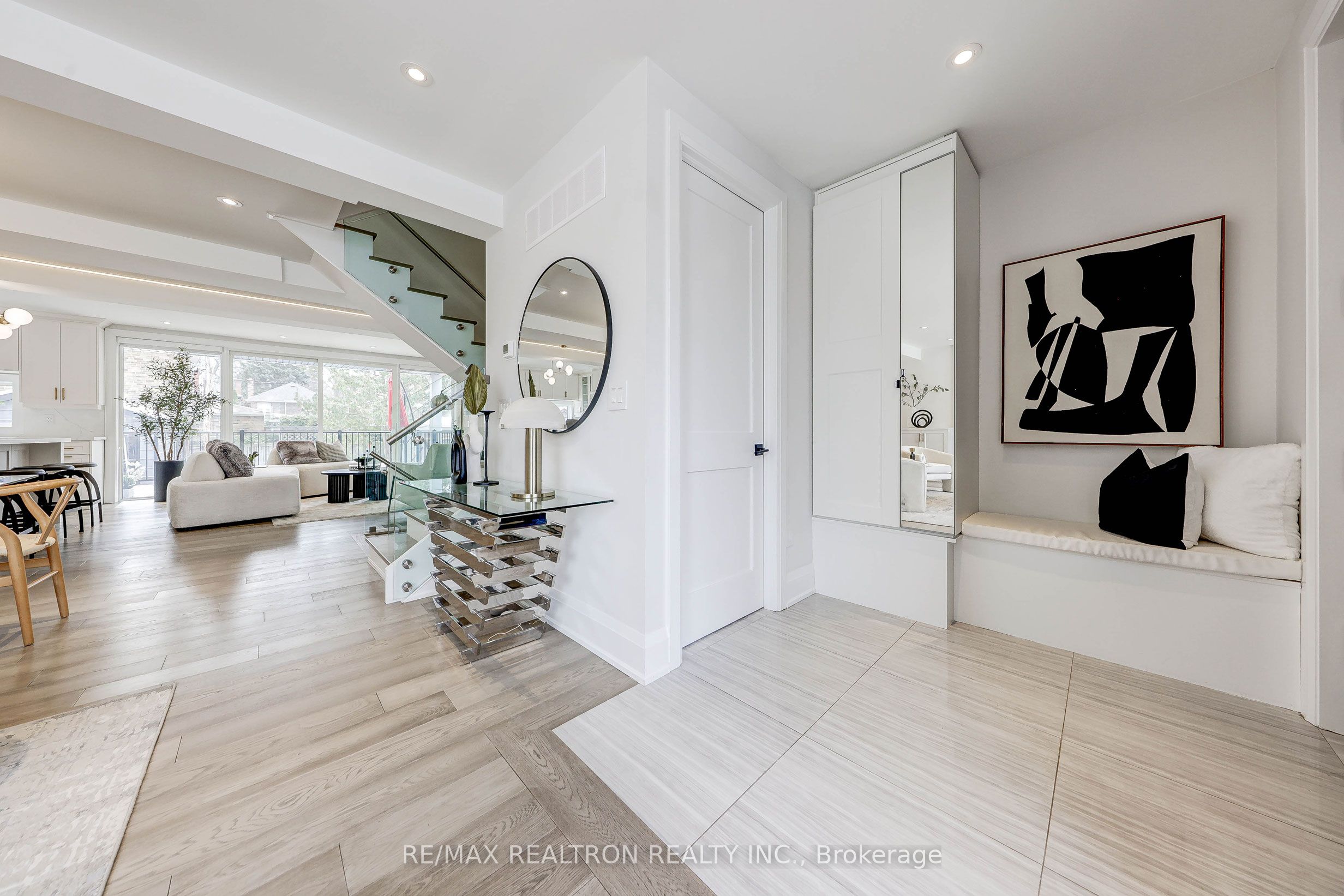 Additional image 5 of 523 Briar Hill Avenue, Toronto, ON, M5N 1N1