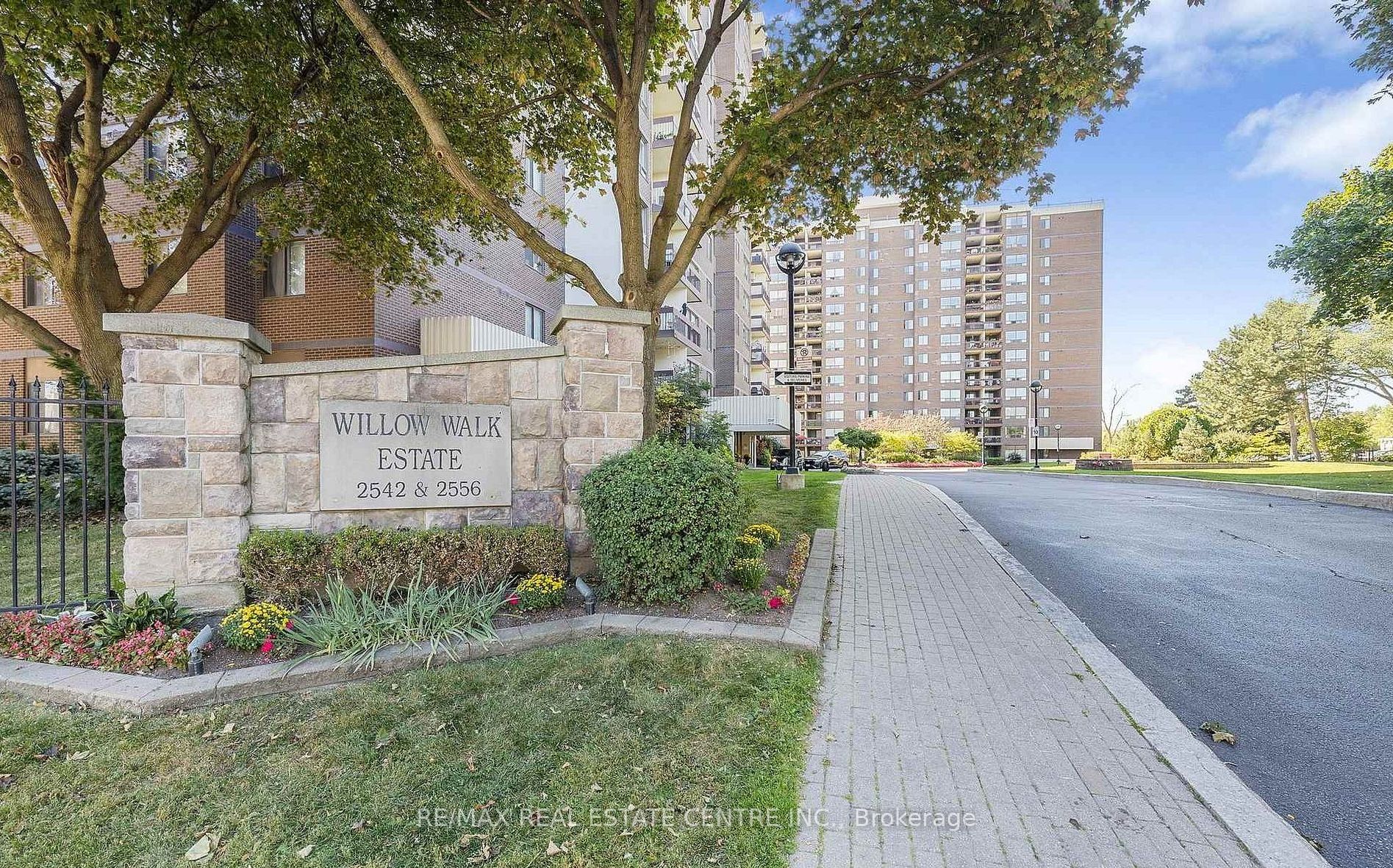 601-2556 Argyle Road, Mississauga, ON, L5B 2H6
