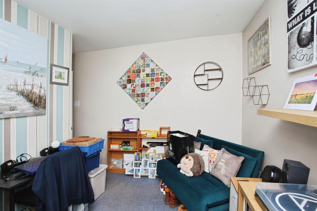 Additional image 10 of 2 bed flat for saleWye Crescent, Bettws, Newport NP20