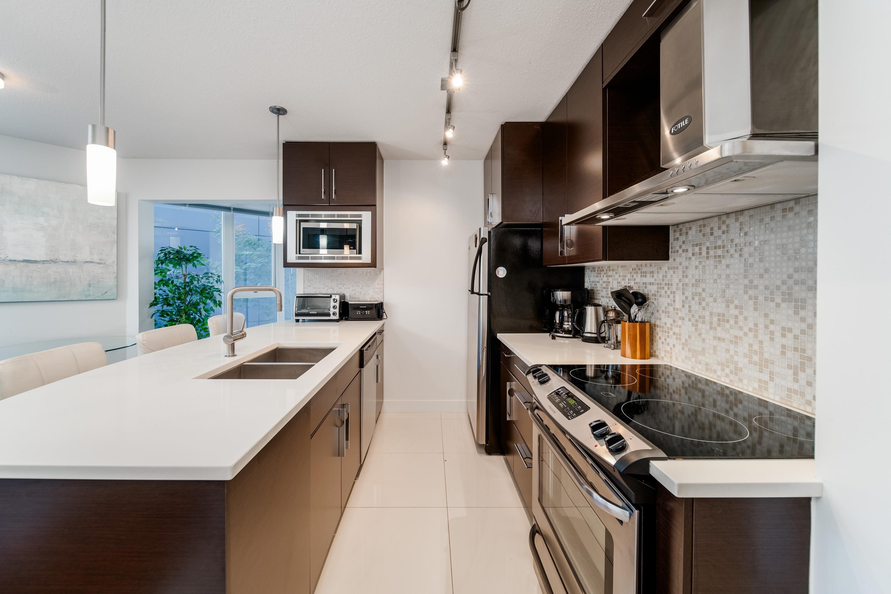 Additional image 2 of 301-689 Abbott Street, Vancouver, BC, V6B 0J2