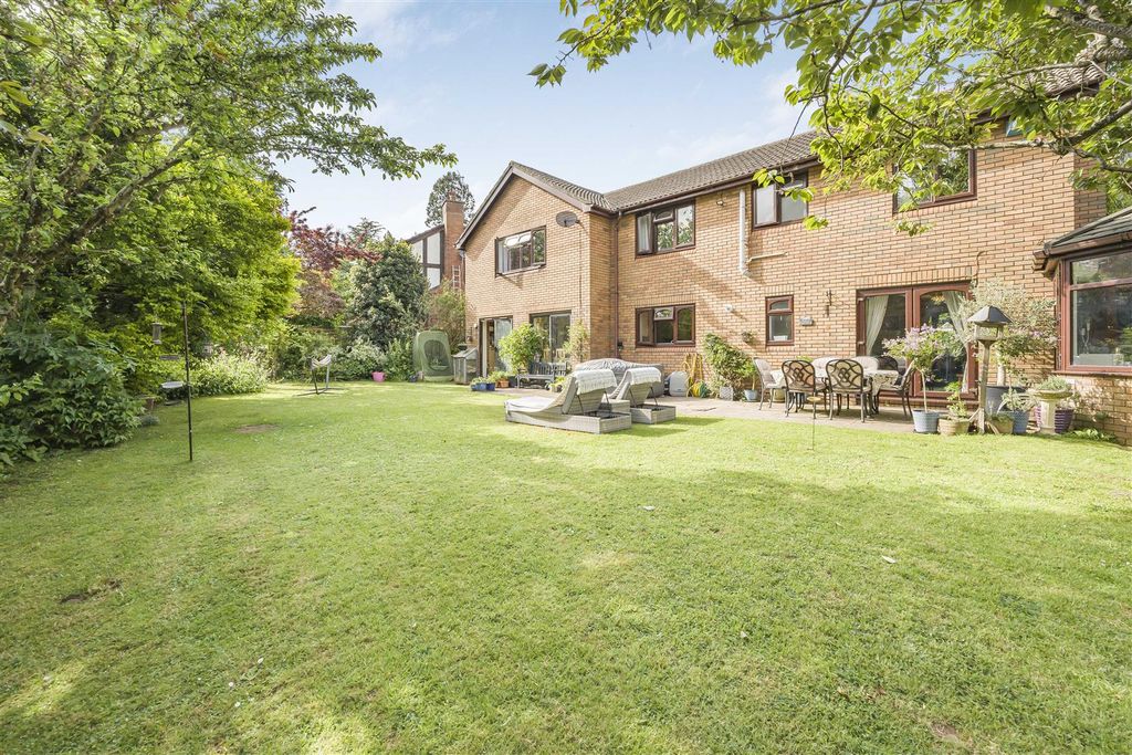 5 bed detached house for saleCraig-Yr-Haul Drive, Castleton, Cardiff CF3