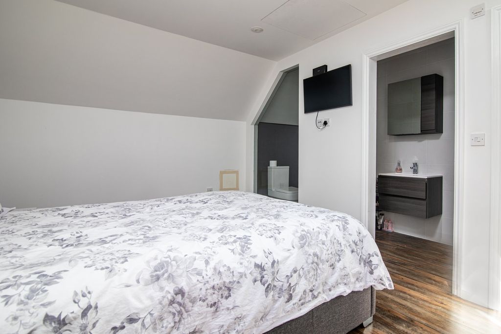 Additional image 19 of 4 bed terraced house for saleSt Johns Road, St Helier JE2