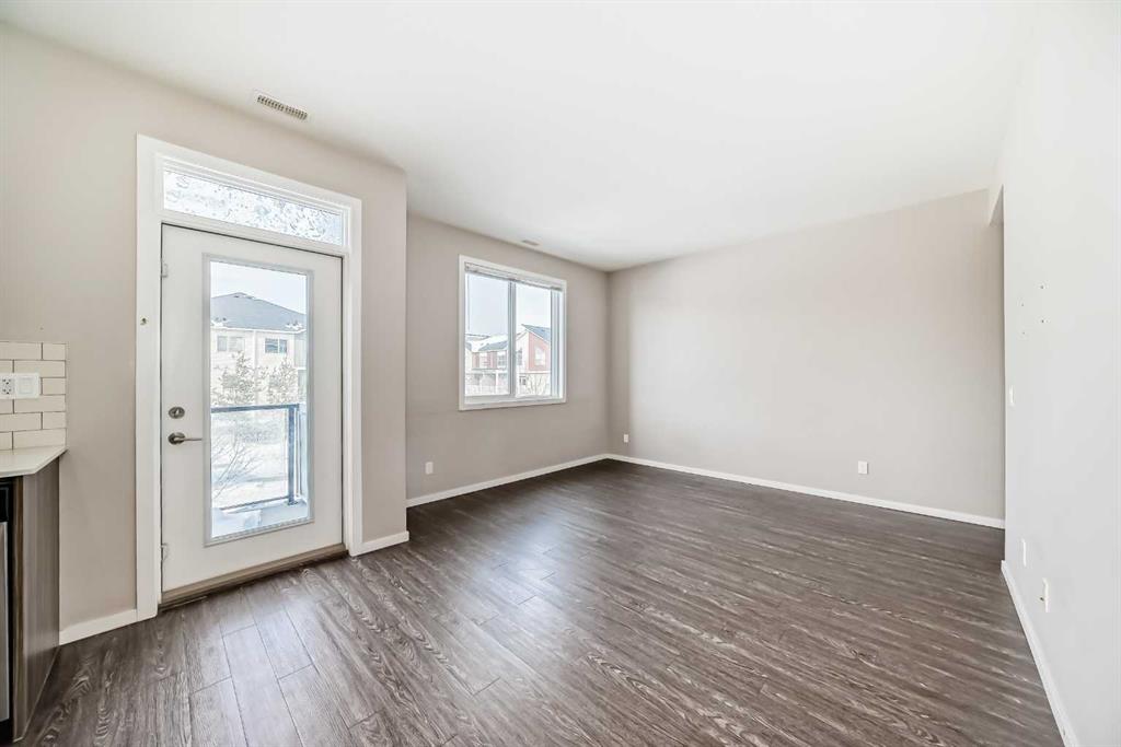 Additional image 3 of 203-225 Redstone Walk NE, Calgary, AB, T3N 1M6