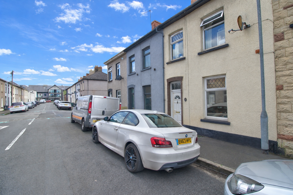 2 bed terraced house for saleBishop Street, Newport NP19