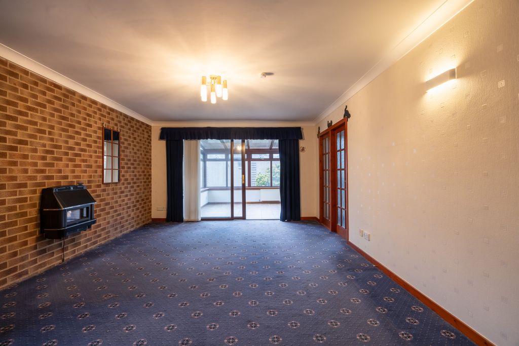 Additional image 2 of 3 bed detached bungalow for saleMiddle Road, Rattray PH10