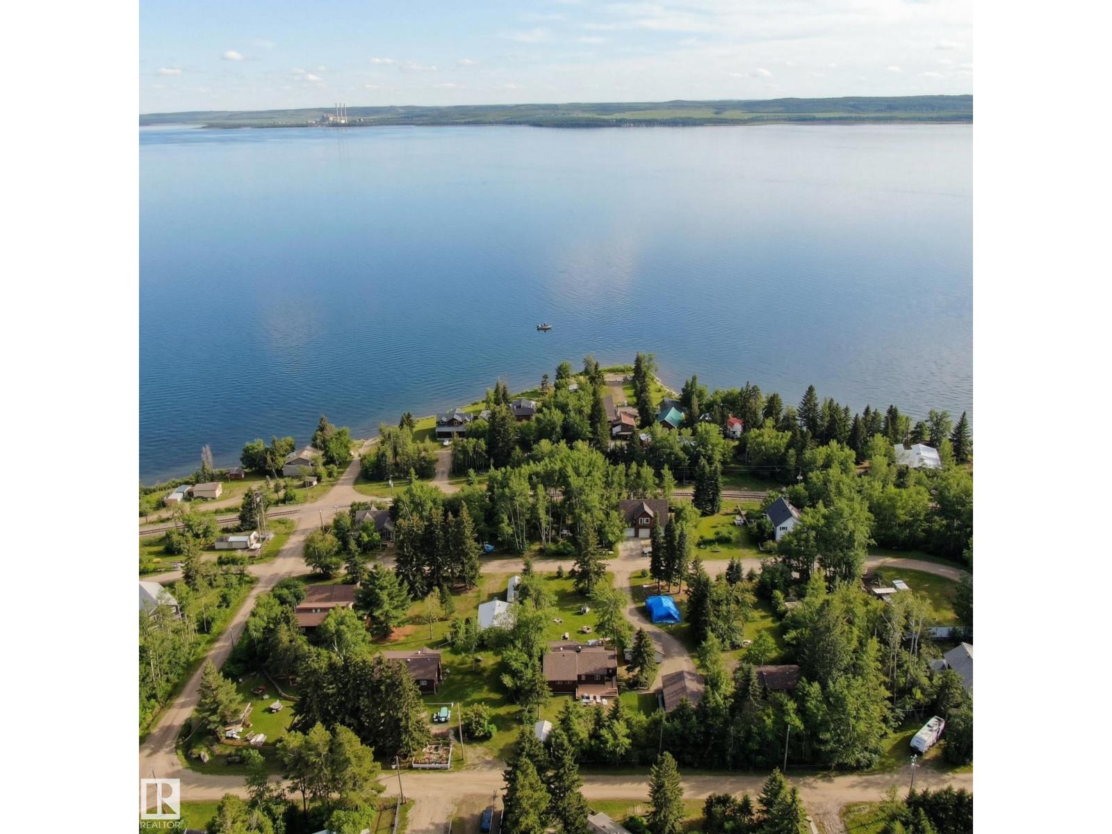 Additional image 2 of 128-4521 Lakeshore Road, Rural Parkland County, AB, T0E2K0