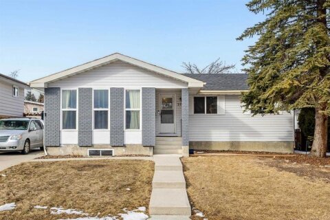 Additional image 7 of 208 Woodpark Place SW, Calgary, AB, T2M 2S5