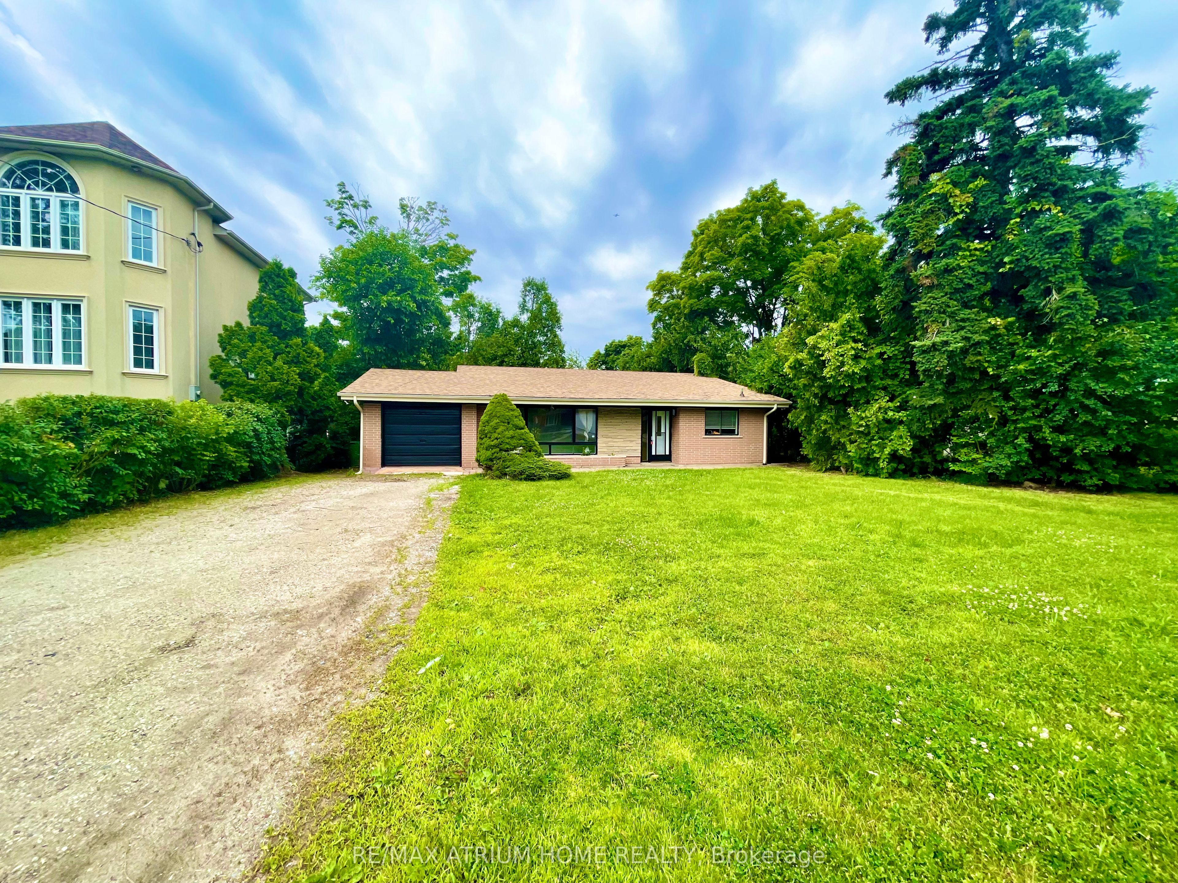 9740 Keele Street, Vaughan, ON, L6A 3Y6
