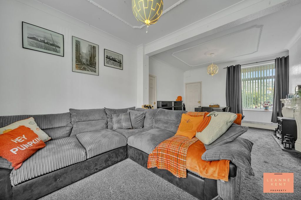 3 bed terraced house for saleSchool Street, Llanbradach CF83