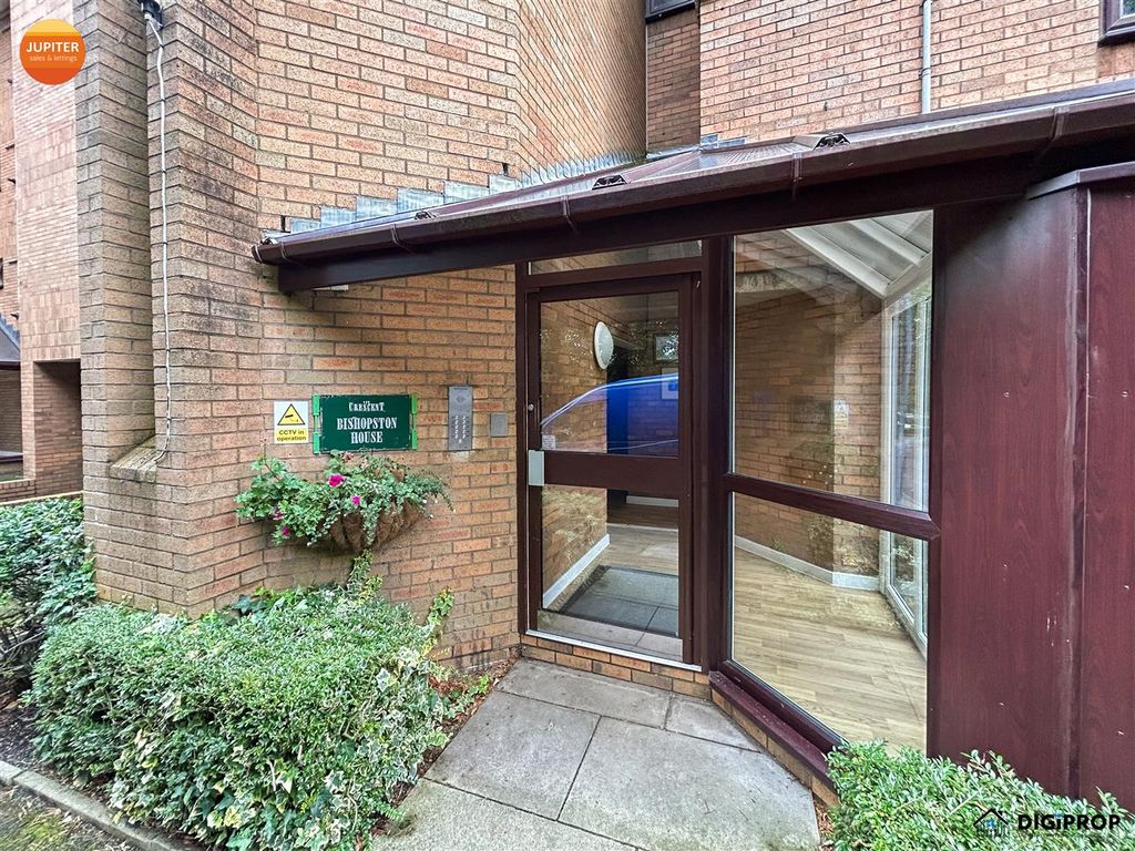 3 bed flat for saleThe Crescent, Llandaff CF5