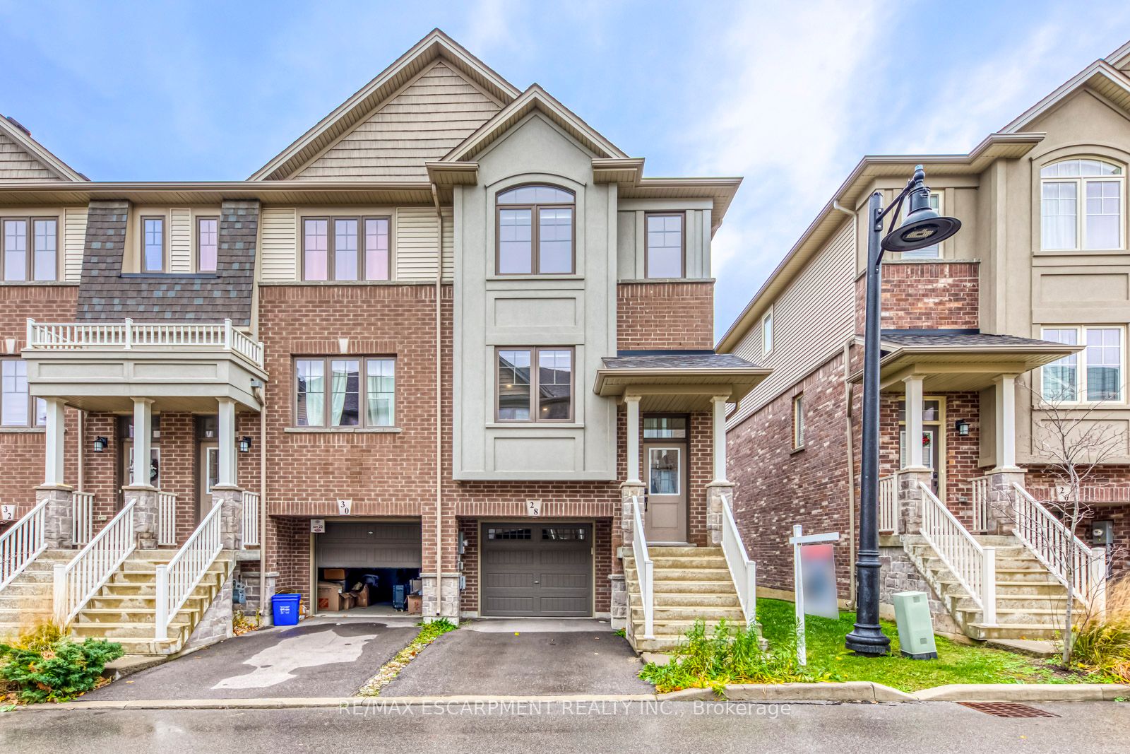 28 Barley Lane, Hamilton, ON, L9G 3K9