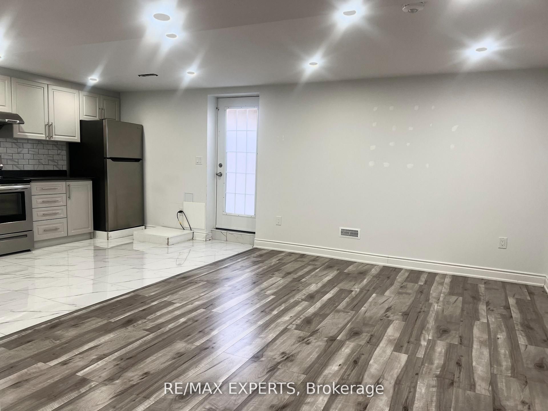 Bsmt-1368 Connaught Terrace, Milton, ON, L9E 0B8 photo 3