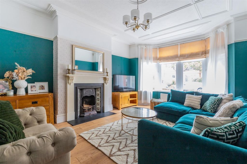 Additional image 2 of 4 bed terraced house for saleLlwyn-Y-Grant Place, Penylan, Cardiff CF23
