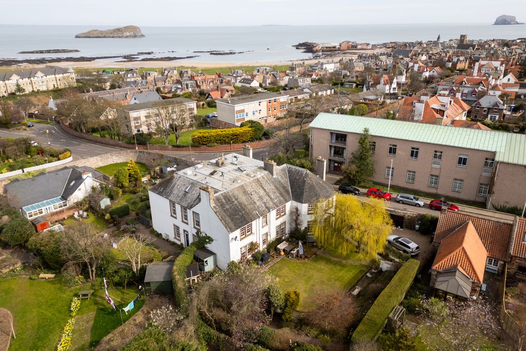 2 bed flat for sale2/3 Nungate Road, North Berwick, East Lothian EH39