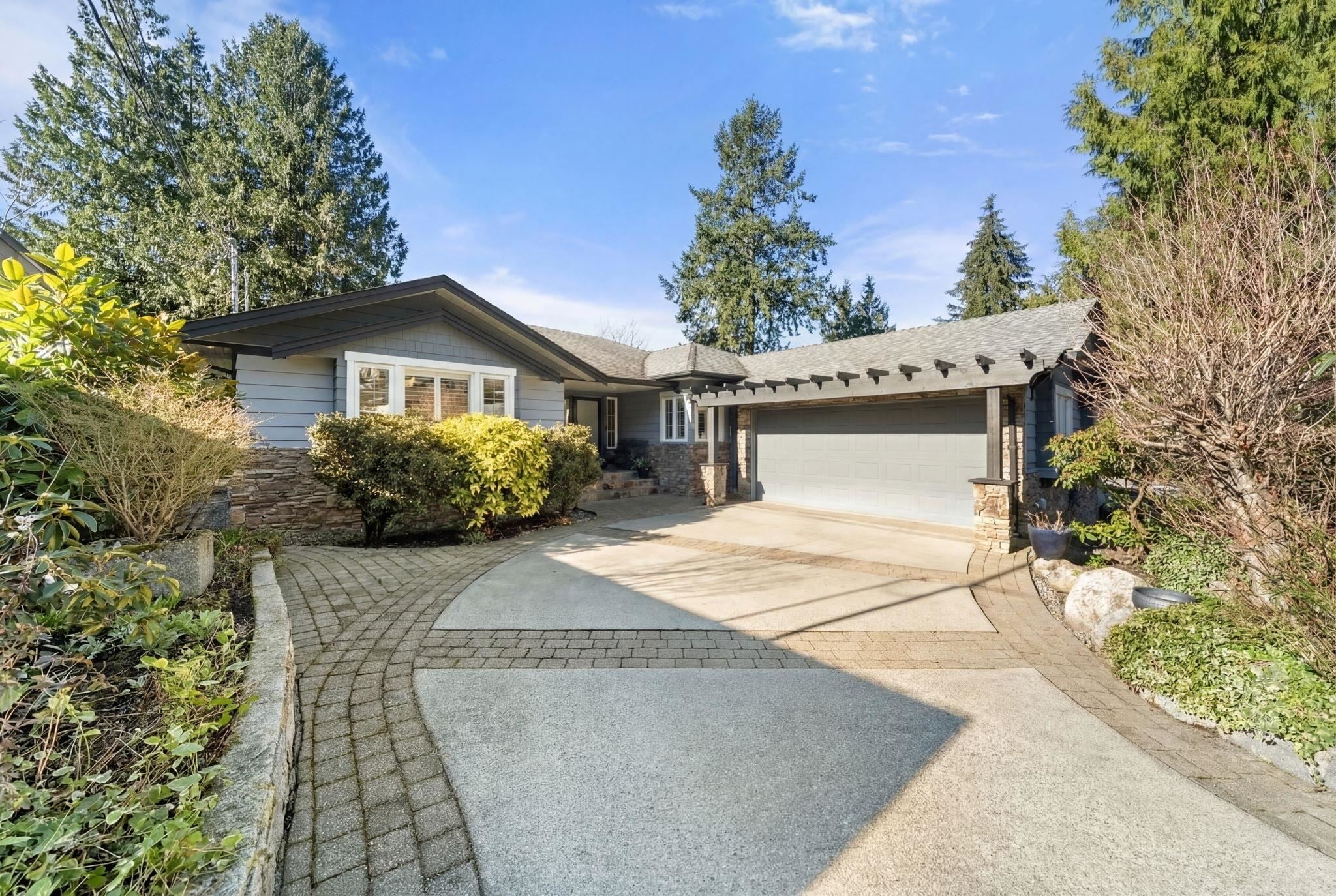 759 Winona Avenue, North Vancouver, BC, V7R 2B2