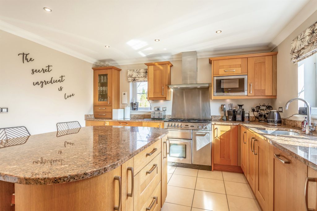 Additional image 7 of 5 bed detached house for saleBurrium Gate, Usk, Monmouthshire NP15
