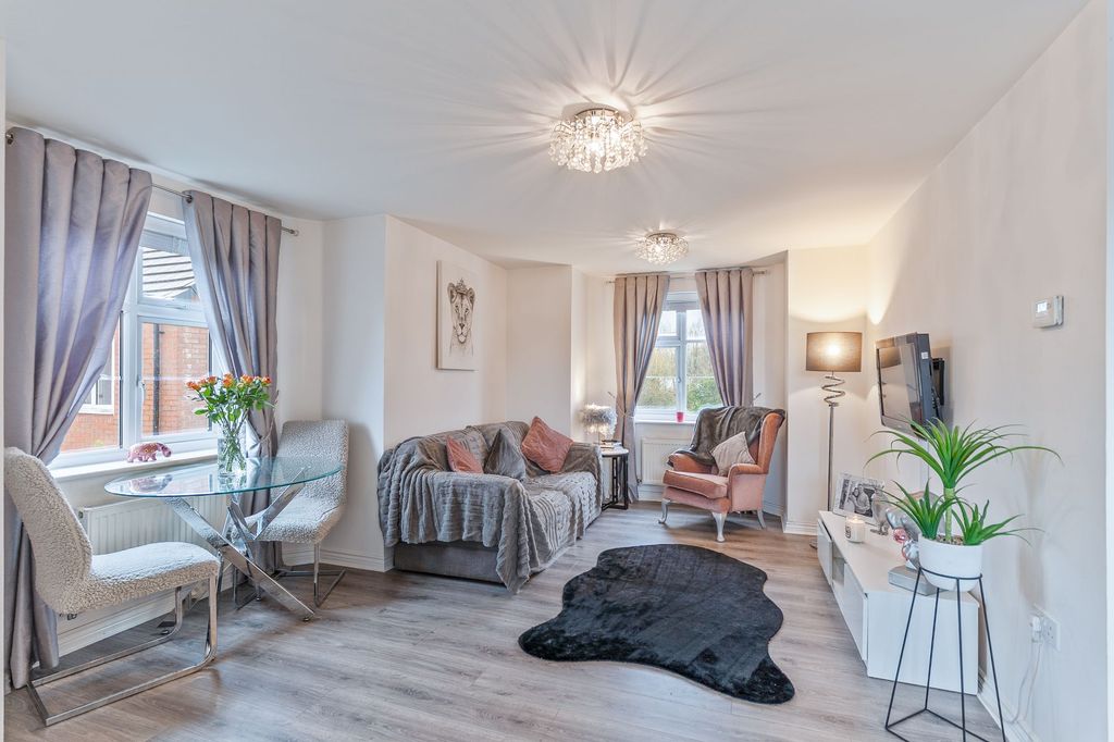Additional image 4 of 2 bed flat for saleSwan Crescent, Newport NP19