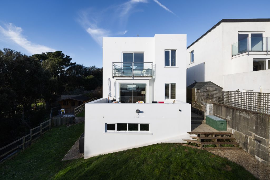 Additional image 3 of 3 bed detached house for saleLe Mont Cochon, St. Helier, Jersey JE2
